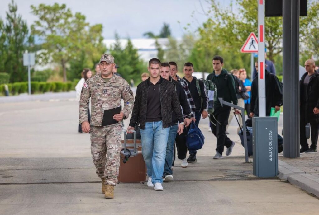 ეროვნული თავდაცვის აკადემიას პირველკურსელი იუნკერები შეუერთდნენ