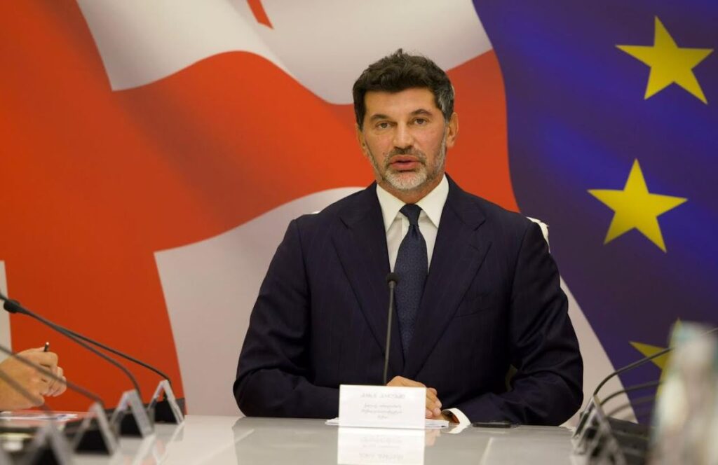 გლდანის რაიონში სანდრო ახმეტელის რეაბილიტირებული ქუჩა იხსნება