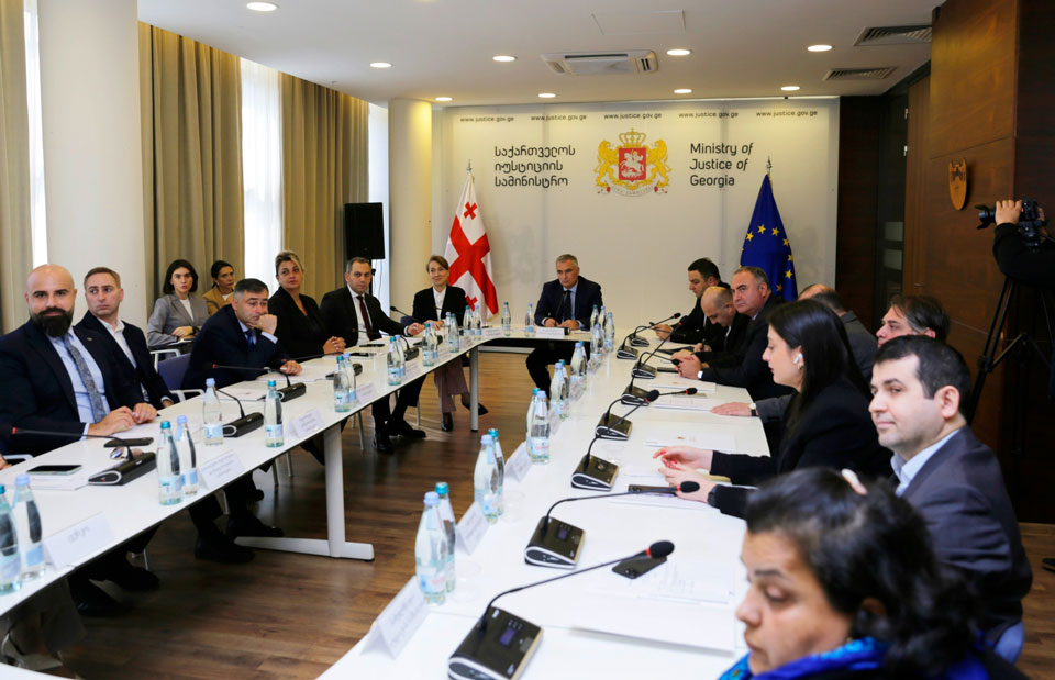 იუსტიციის სამინისტროში თავისუფალი და სამართლიანი არჩევნებისთვის უწყებათაშორისი კომისიის მორიგი სხდომა გაიმართა