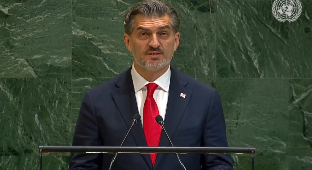 მიხეილ ყაველაშვილი - მივესალმებით პრეზიდენტ დონალდ ტრამპის სამშვიდობო ინიციატივას სომხეთსა და აზერბაიჯანს შორის, ისევე როგორც მის ძალისხმევას, მალე დასრულდეს რუსეთ-უკრაინის ომი