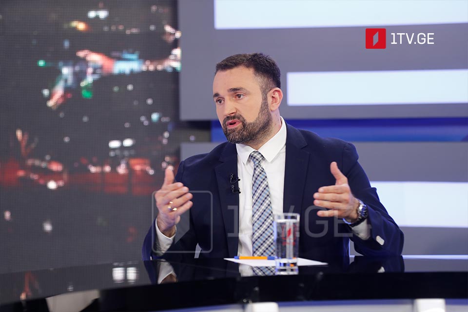 გიორგი კალანდარიშვილი - გასულ წელს ვნახეთ არაერთი შემთხვევა, როცა დამკვირვებელი ორგანიზაციის წარმომადგენლები ერეოდნენ კომისიის საქმიანობაში, დაკვირვება არის დაკვირვება და არა ჩარევა, რაღაცის მოთხოვნა