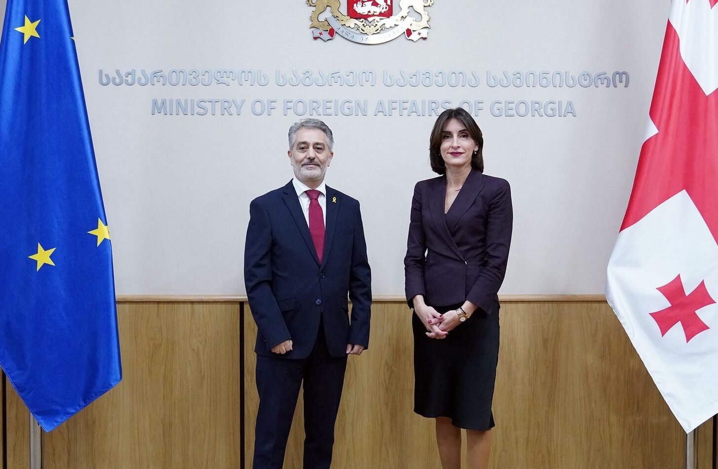 მაკა ბოჭორიშვილმა საქართველოში ისრაელის ელჩთან, ვალიდ აბუ ჰაიასთან შეხვედრა გამართა