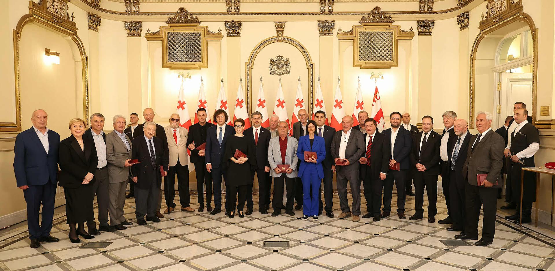 მიხეილ ყაველაშვილმა კულტურის სფეროს წარმომადგენლები საქართველოს სახელმწიფო ჯილდოებით, ბრწყინვალებისა და ღირსების ორდენებით დააჯილდოვა