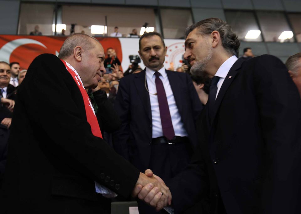მიხეილ ყაველაშვილი საქართველო-თურქეთის საფეხბურთო ნაკრებებს შორის მატჩს შვილებთან და თურქ კოლეგასთან, რეჯეფ თაიფ ერდოღანთან ერთად დაესწრო