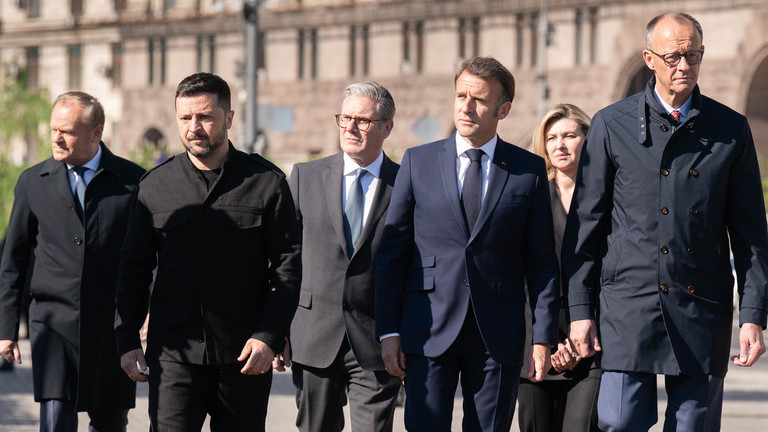 ვოლოდიმირ ზელენსკი და ევროპელი ლიდერები ერთობლივ განცხადებას ავრცელებენ - „მხარს ვუჭერთ პოზიციას, შეწყდეს ბრძოლა და არსებული საკონტაქტო ხაზი გახდეს მოლაპარაკების საწყისი წერტილი“