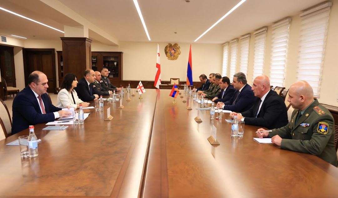 ირაკლი ჩიქოვანი ოფიციალური ვიზიტით სომხეთის რესპუბლიკას ეწვია