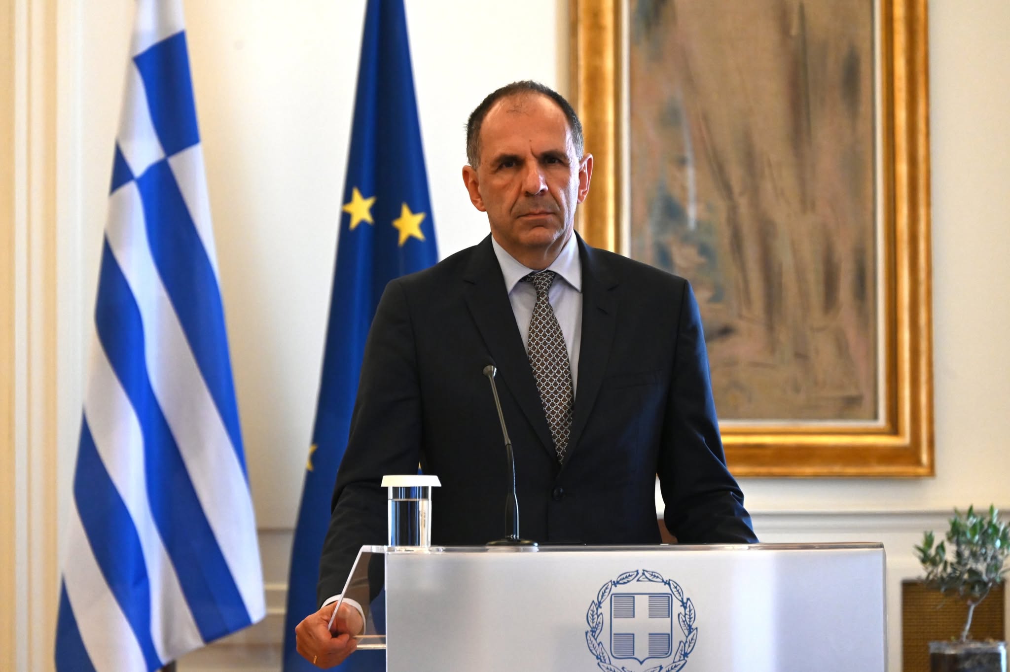 საბერძნეთის საგარეო საქმეთა მინისტრი - ანტიკური ათენი ძლიერი რეჟიმი იყო, მაგრამ დემაგოგების პოპულიზმზე დამორჩილების გამო დაეცა, ევროპისთვის ეს საფრთხე შიგნიდან მომდინარეობს