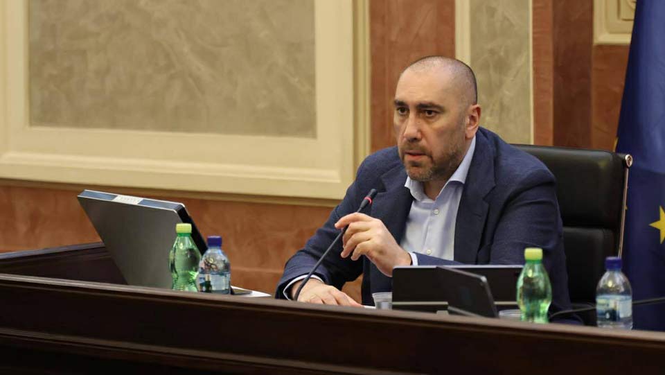 თბილისის საკრებულოს თავმჯდომარე ზურაბ აბაშიძე - ოთხი წლის განმავლობაში ჩვენმა გუნდმა ბევრი სასიკეთო საქმე გააკეთა დედაქალაქისთვის, მინდა, თითოეულ მათგანს მადლობა გადავუხადო