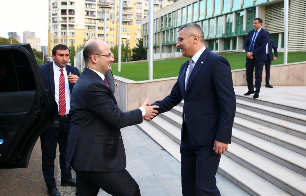 მამუკა მდინარაძემ სომხეთის ეროვნული უსაფრთხოების სამსახურის უფროსს, ანდრანიკ სიმონიანს უმასპინძლა