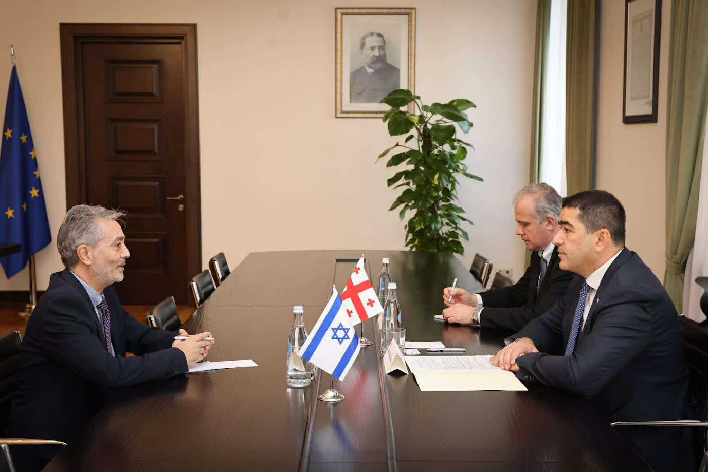 შალვა პაპუაშვილი საქართველოში ისრაელის ახლად დანიშნულ ელჩს შეხვდა
