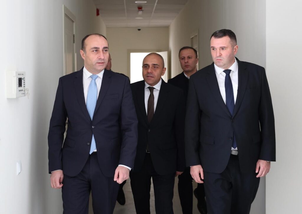 შინაგან საქმეთა მინისტრი საზოგადოებრივი უსაფრთხოების მართვის ცენტრ „112“-ს ეწვია