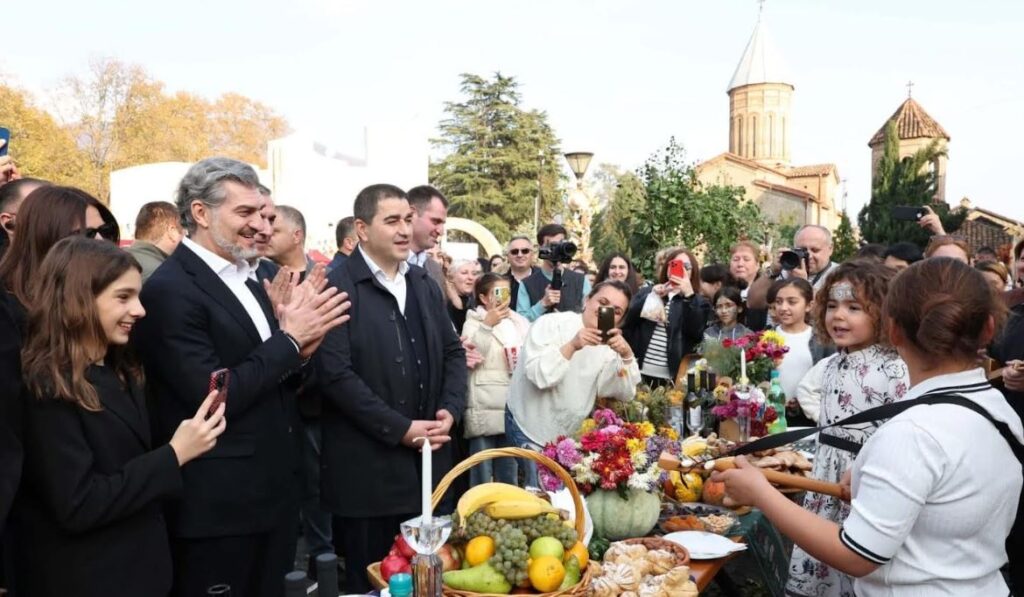 მიხეილ ყაველაშვილი ყვარელში „ილიაობის” ტრადიციულ დღესასწაულზე იმყოფებოდა