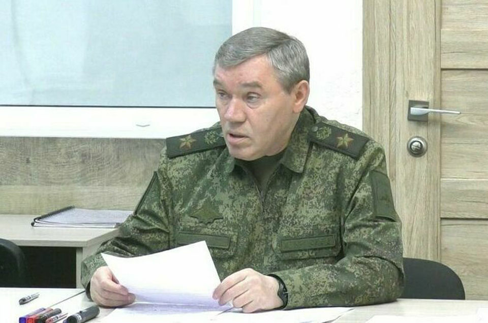 რუსული მედიის ცნობით, ვალერი გერასიმოვმა ვლადიმერ პუტინს განუცხადა, რომ რუსეთის შეიარაღებულმა ძალებმა უკრაინის ქალაქი კუპიანსკი დაიკავეს