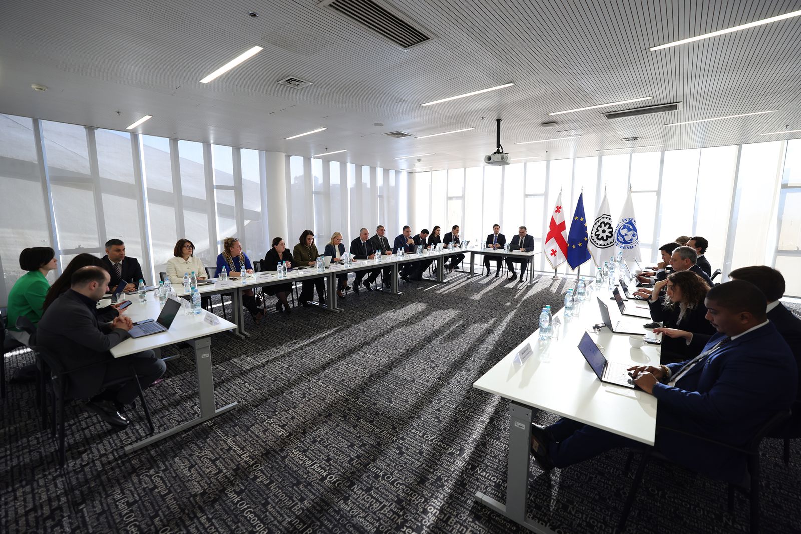 ლაშა ხუციშვილმა და  ნათია თურნავამ საერთაშორისო სავალუტო ფონდის მისიასთან შემაჯამებელი შეხვედრა გამართეს