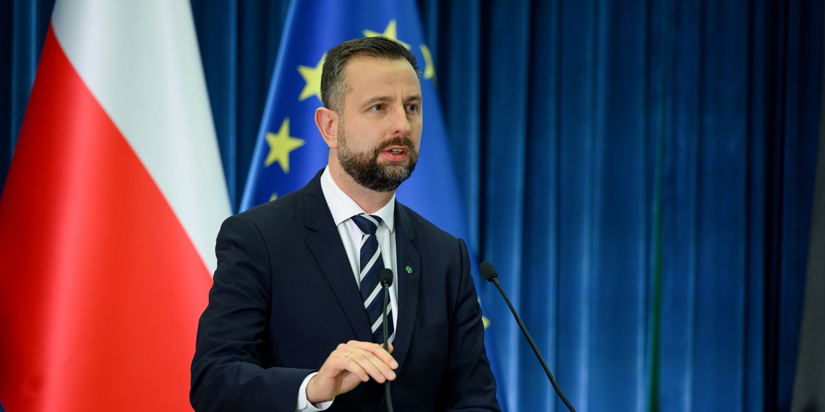 პოლონეთის თავდაცვის მინისტრი - ყველა პროვოკაცია, როგორც ბალტიის ზღვაზე, ასევე ბელარუსთან საზღვარზე სრულ კონტროლქვეშ იყო 