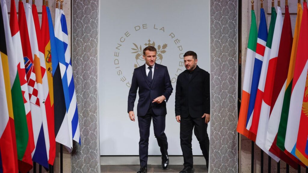უკრაინამ, საფრანგეთმა და დიდმა ბრიტანეთმა ომის დასრულების შემდეგ უკრაინაში მრავალეროვნული ძალების განთავსების შესახებ დეკლარაციას მოაწერეს ხელი