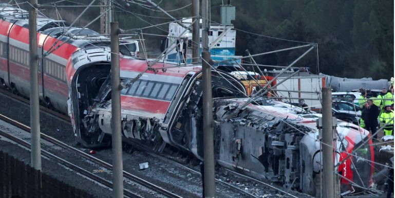 გამოძიების ინფორმაციით, ესპანეთში სარკინიგზო კატასტროფის მიზეზი ლიანდაგების დაზიანება გახდა