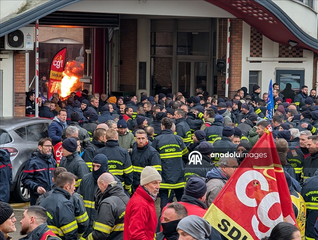 მედიის ცნობით, საფრანგეთის ქალაქ ლილში, მეხანძრეების აქციაზე სამართალდამცავებთან შეტაკება მოხდა