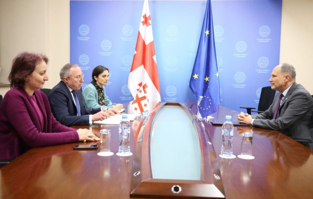 საქართველოს საგარეო უწყება საგარეო საქმეთა მინისტრის პირველი მოადგილისა და ევროკავშირის ელჩის შეხვედრის შესახებ ოფიციალურ ინფორმაციას ავრცელებს