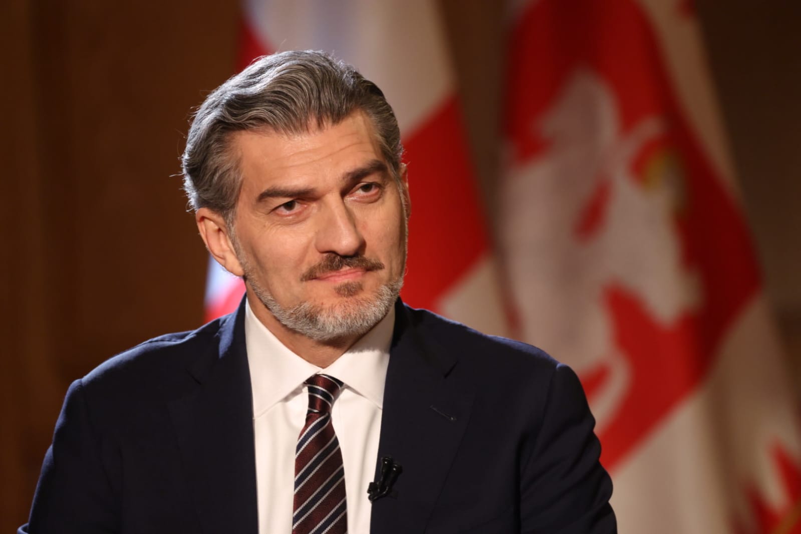 მიხეილ ყაველაშვილი - ღიმილის მომგვრელია, რა მიზეზითაც დასანქცირდნენ „იმედი“ და „პოსტივი“, არ მეგულება მოქალაქე, ამას სერიოზულად შეხედოს, თუმცა რეაგირება უნდა იყოს სამართლებრივად დასაბუთებული