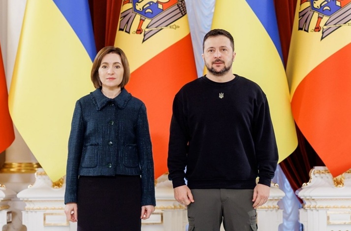 „პოლიტიკო“ - ევროკავშირის ღირებულებებში შეტანილი წვლილისთვის ევროპარლამენტმა ვოლოდიმირ ზელენსკი და მაია სანდუ ორდენით დააჯილდოვა