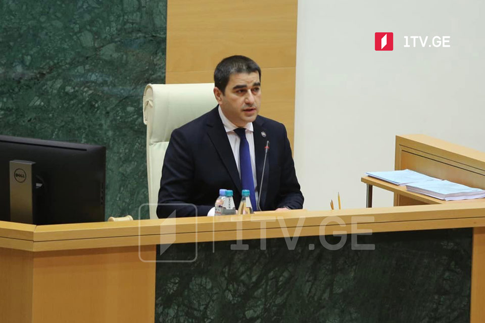 შალვა პაპუაშვილი - 4 ოქტომბერს ხალხის ნების შეცვლა იმ ძალებმა განიზრახეს, რომელთაც საქართველოს დაპატრონება, მარიონეტული მმართველობის დამყარება და ქვეყნის სასურველ სცენარებში გამოყენება სურთ