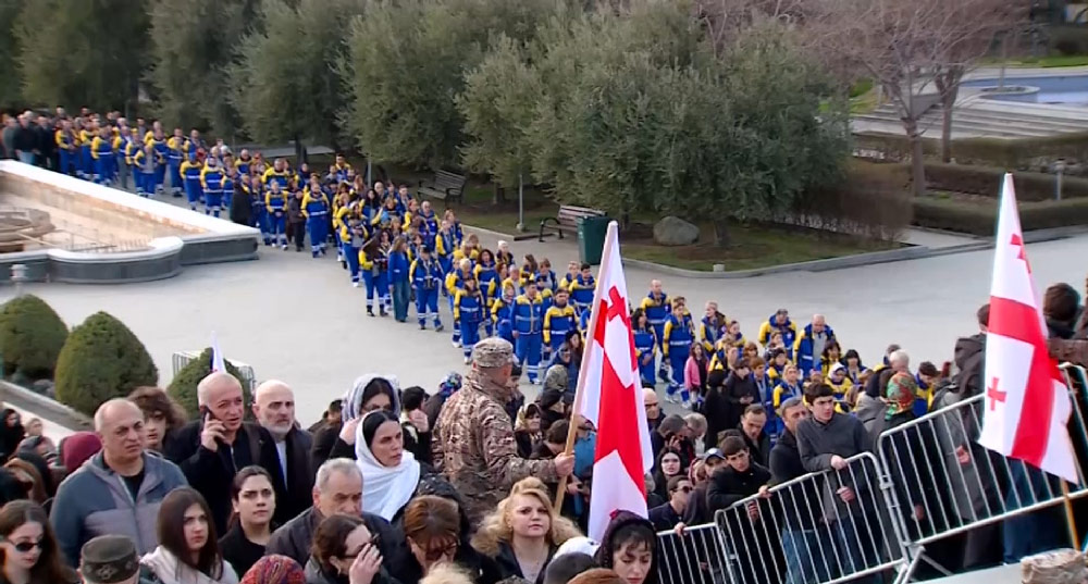 ილია მეორის სამოქალაქო პანაშვიდი სამების საკათედრო ტაძარში [ვიდეო]