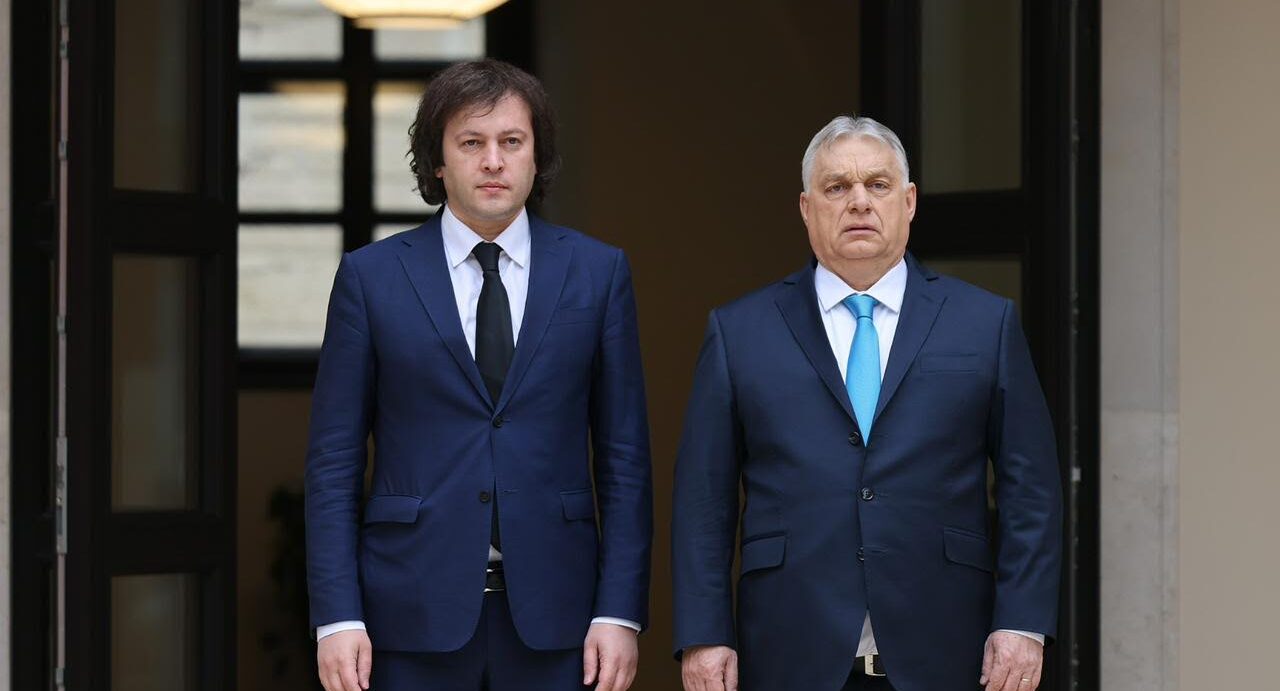 ვიქტორ ორბანმა ირაკლი კობახიძეს კათოლიკოს-პატრიარქის, ილია მეორის გარდაცვალება მიუსამძიმრა და ამ მძიმე წუთებში ბუდაპეშტში ვიზიტისთვის მადლობა გადაუხადა