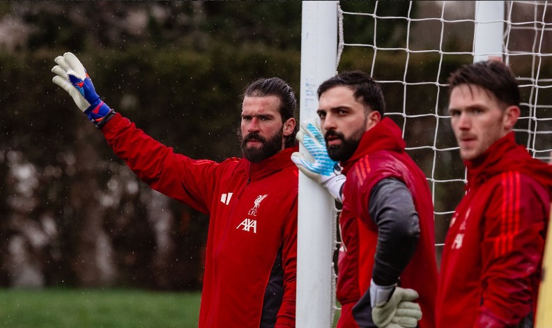 Football Insider-ის ჟურნალისტი - „ლივერპული“ გიორგი მამარდაშვილს არ გაუშვებს, რადგან, შესაძლოა, ზაფხულში ალისონი წავიდეს #1TVSPORT
