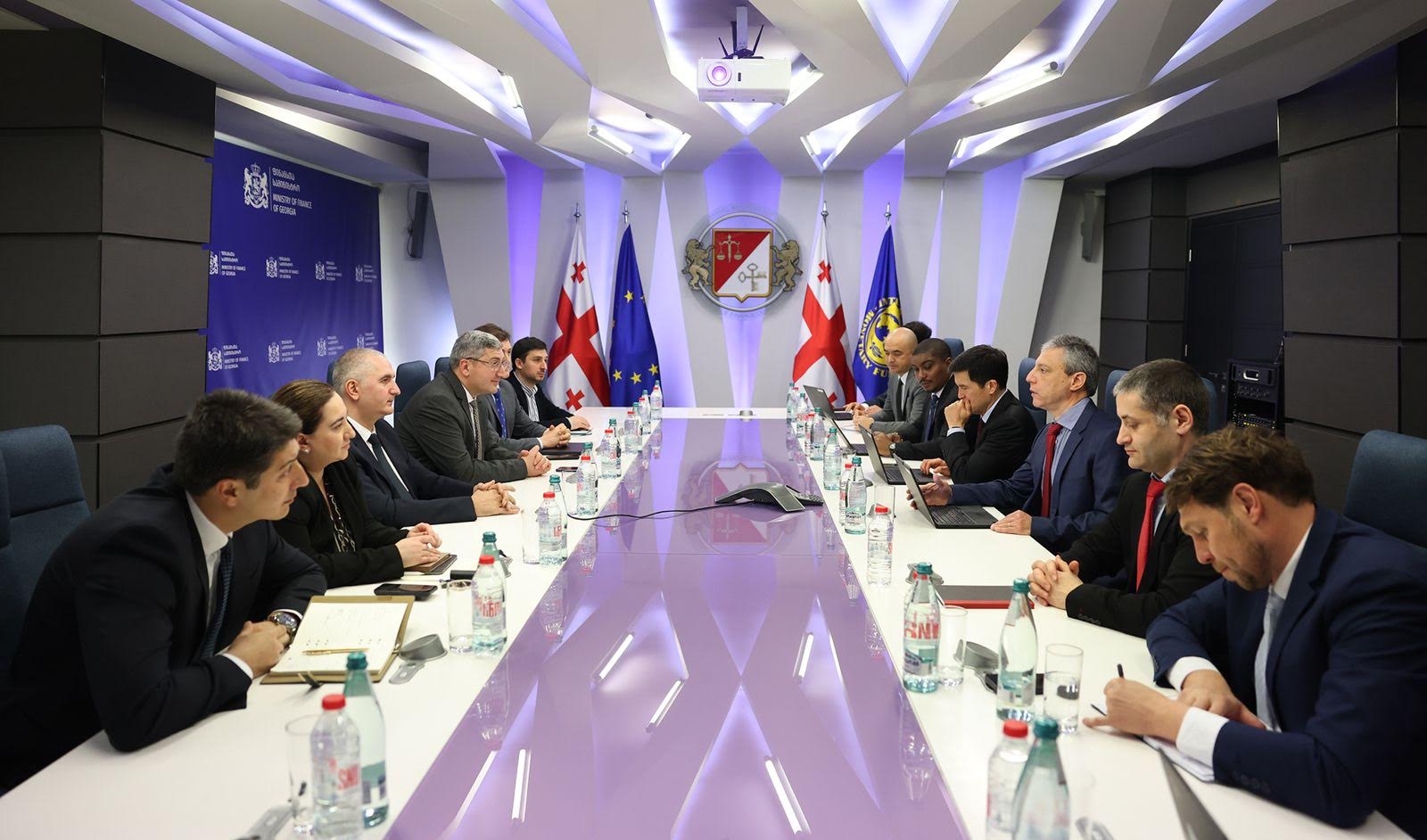 ფინანსთა მინისტრი ლაშა ხუციშვილი საერთაშორისო სავალუტო ფონდის მისიას შეხვდა