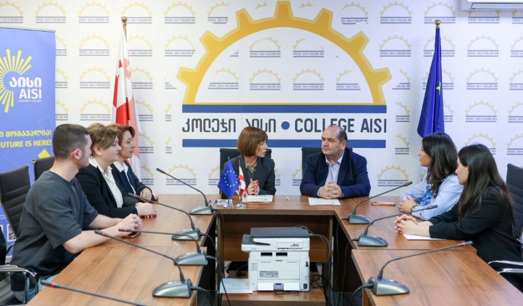 გარემოსდაცვითი ინფორმაციისა და განათლების ცენტრსა და პროფესიულ კოლეჯს, „აისს“ შორის ურთიერთთანამშრომლობის მემორანდუმი გაფორმდა