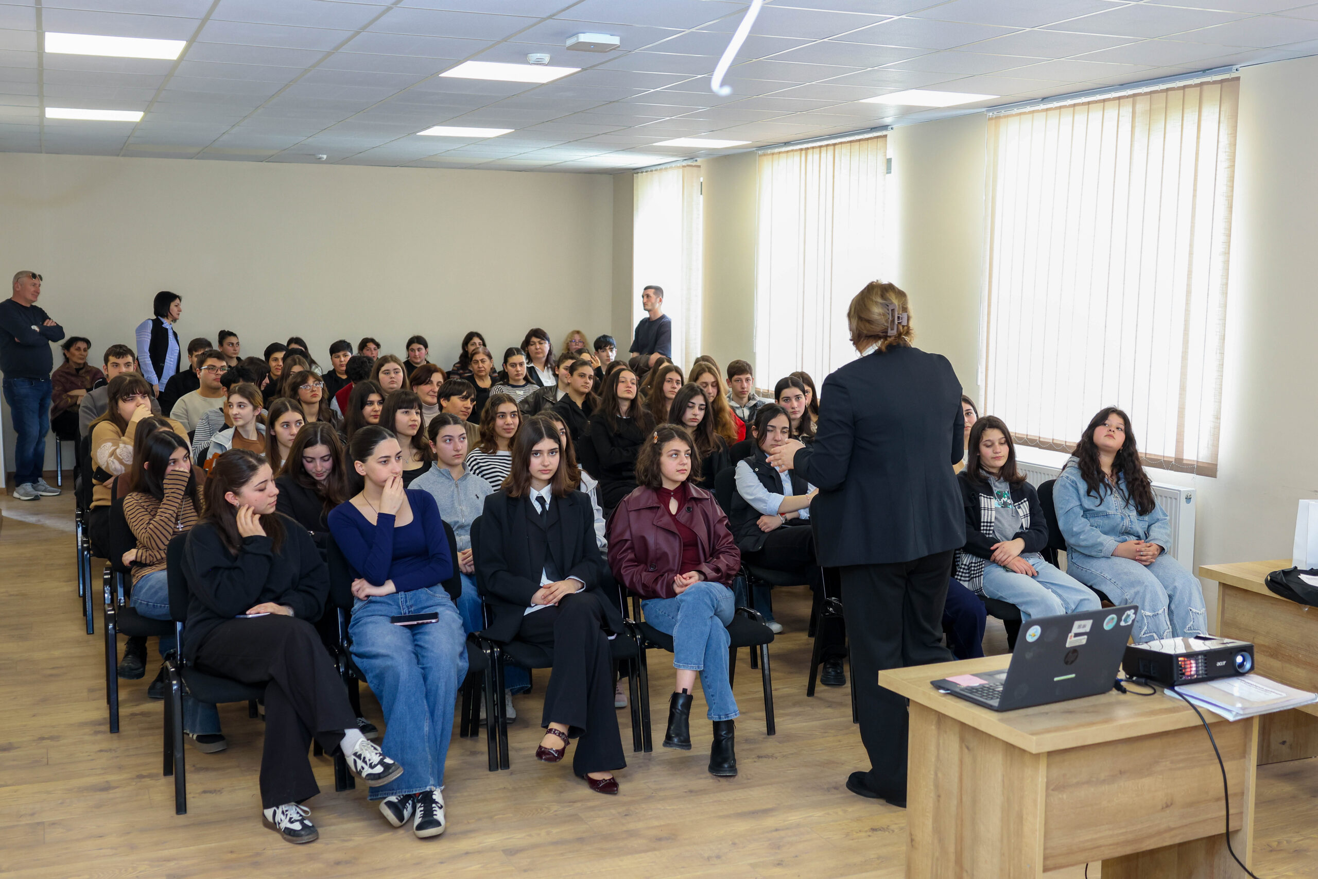 არაშენდას, ნანიანის, ზემო კაჭრეთისა და კაჭრეთის საჯარო სკოლებში მოსწავლეებთან საინფორმაციო-შემეცნებითი შეხვედრა გაიმართა