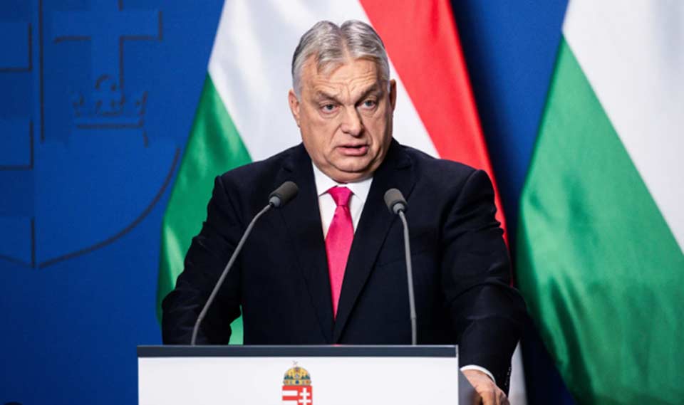 ვიქტორ ორბანი აცხადებს, რომ საპარლამენტო მანდატზე უარს ამბობს, თუმცა მზად არის, კვლავ უხელმძღვანელოს პარტია „ფიდესს“ ყრილობაზე მხარდაჭერის შემთხვევაში