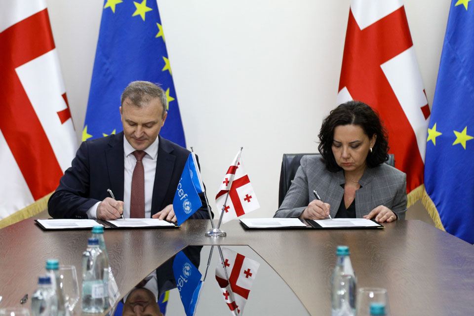 ჯანდაცვის მინისტრის მოადგილემ და UNICEF-ის წარმომადგენლის მოვალეობის შემსრულებელმა 2026 წლის სამოქმედო გეგმებს მოაწერეს ხელი