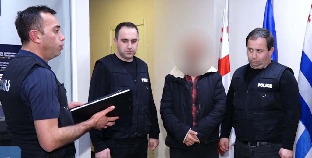 პოლიციამ ბათუმში ინტერპოლის მიერ წითელი ცირკულარით ძებნილი თურქეთის მოქალაქე დააკავა