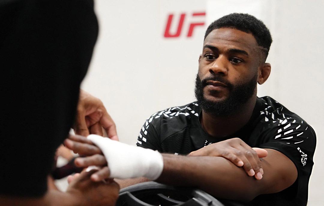UFC | ალჯამეინ სტერლინგმა ქვემსუბუქ წონაში იუსეფ ზალალი დაამარცხა #1TVSPORT