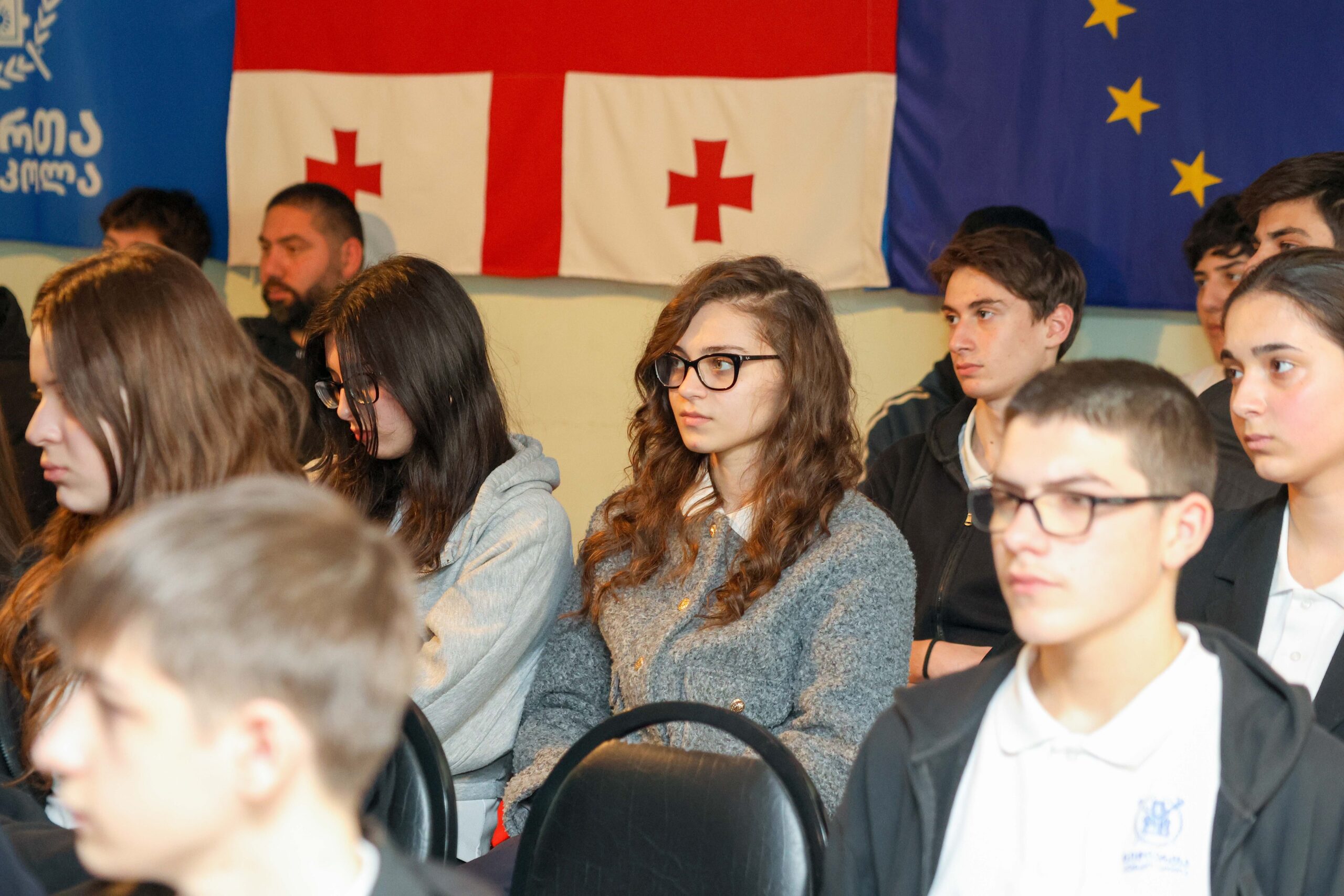 პლასტმასის გარემოზე ზეგავლენის შესახებ და გარემოსდაცვითი ცნობიერების ამაღლების მიზნით, „ნიჭიერთა სკოლაში“ საინფორმაციო-შემეცნებითი შეხვედრა გაიმართა
