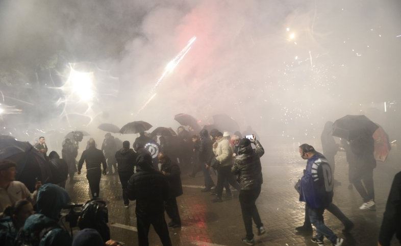 ალბანეთში კორუფციის საწინააღმდეგო აქცია პოლიციასთან შეტაკებით დასრულდა