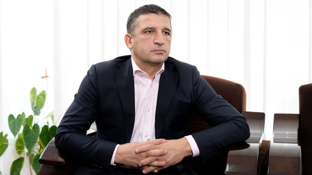 მოლდოვის საზოგადოებრივი მაუწყებლის ხელმძღვანელი თანამდებობიდან გადადგა, მიზეზად „ევროვიზიის“ კონკურსზე რუმინეთისა და უკრაინისთვის მინიჭებული ქულები დასახელდა