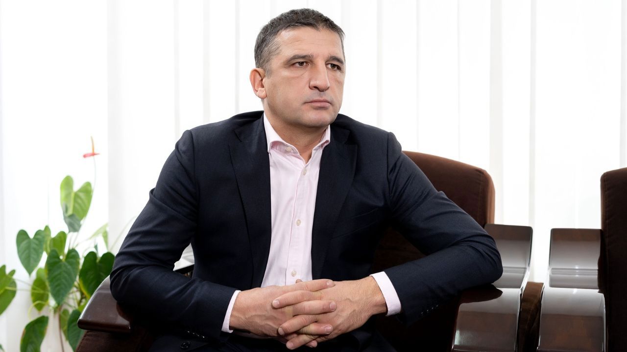 მოლდოვის საზოგადოებრივი მაუწყებლის ხელმძღვანელი თანამდებობიდან გადადგა, მიზეზად „ევროვიზიის“ კონკურსზე რუმინეთისა და უკრაინისთვის მინიჭებული ქულები დასახელდა
