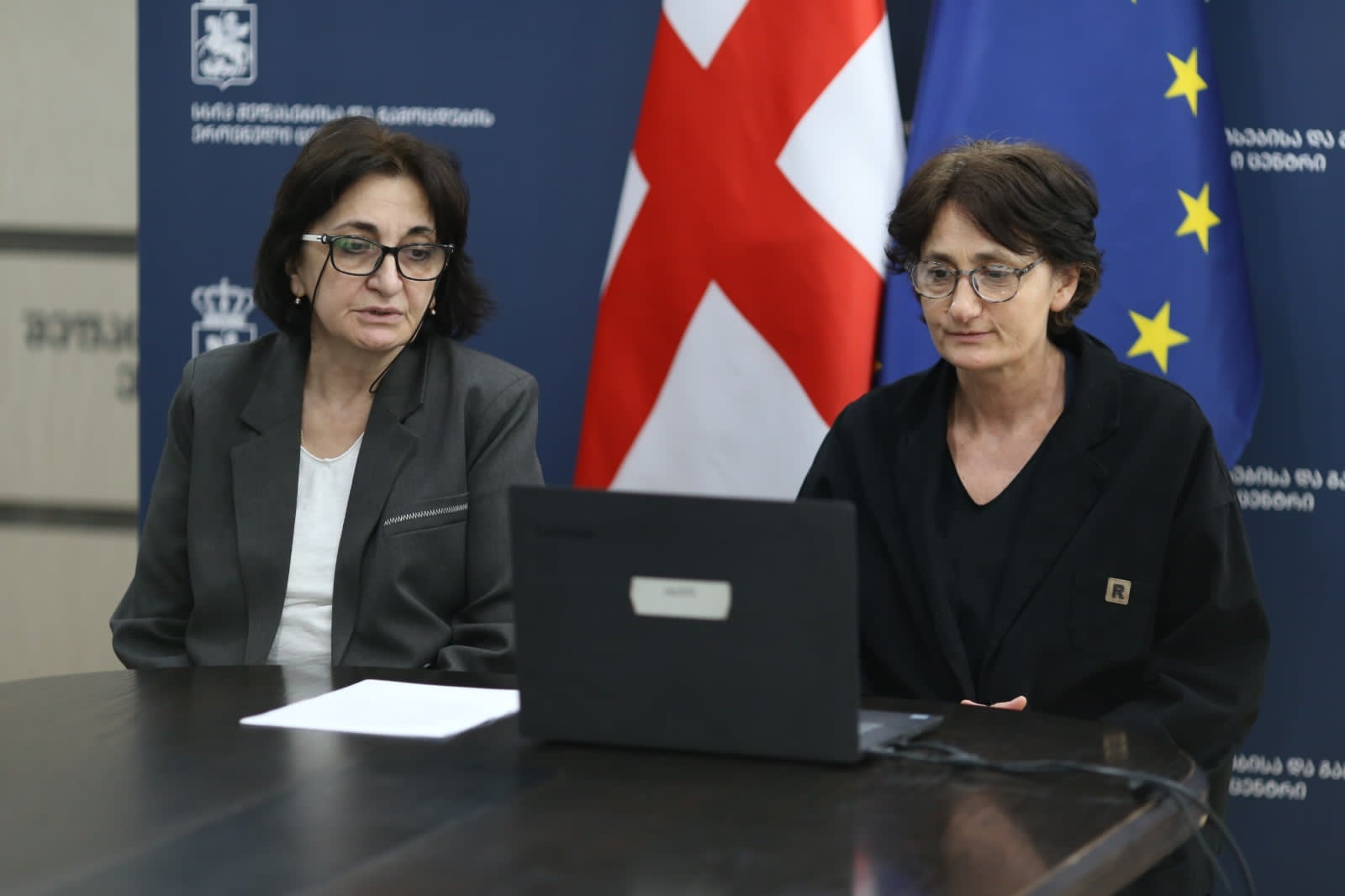 მასწავლებლის გამოცდებზე დარეგისტრირებული აპლიკანტებისათვის პირველი ონლაინ საინფორმაციო შეხვედრა გაიმართა