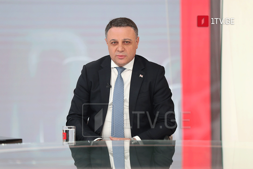 ალუდა ღუდუშაური - 2028 წლამდე არჩევნები არ იქნება, შესაბამისად, ოპოზიცია ერთად იქნება თუ ცალ-ცალკე, იმედია, ამ დროისთვის მაინც იქნება თანმიმდევრული, რომ წარდგნენ ქართველი ხალხის წინაშე