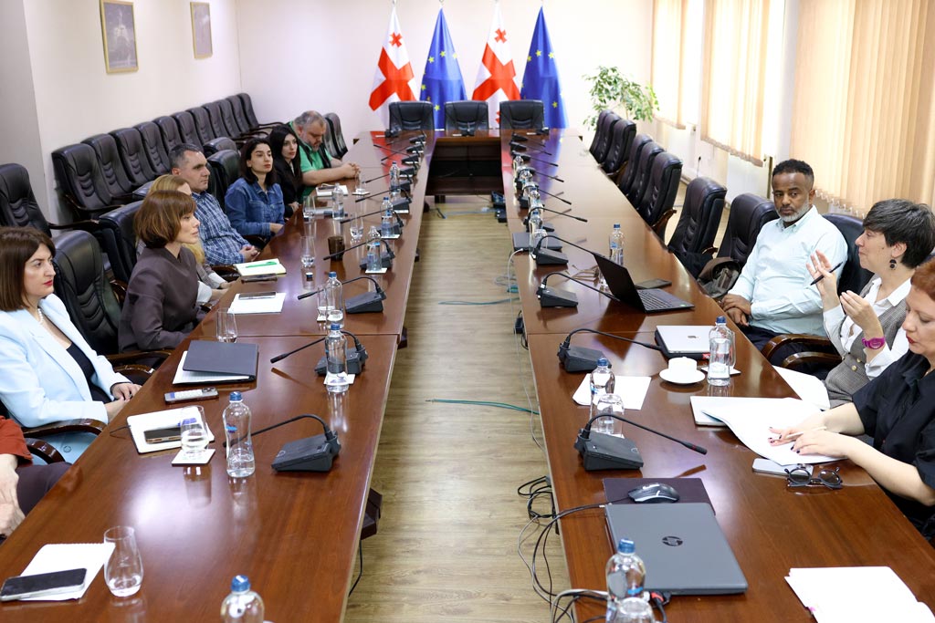 გარემოსდაცვითი ინფორმაციისა და განათლების ცენტრს სამუშაო ვიზიტით გაერო-ს გარემოსდაცვითი პროგრამის წარმომადგენლები ეწვივნენ
