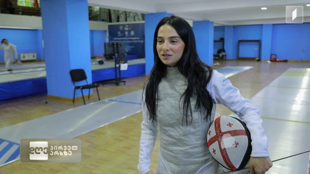 ლიზა თაყაიშვილი – რაპირით მოფარიკავე