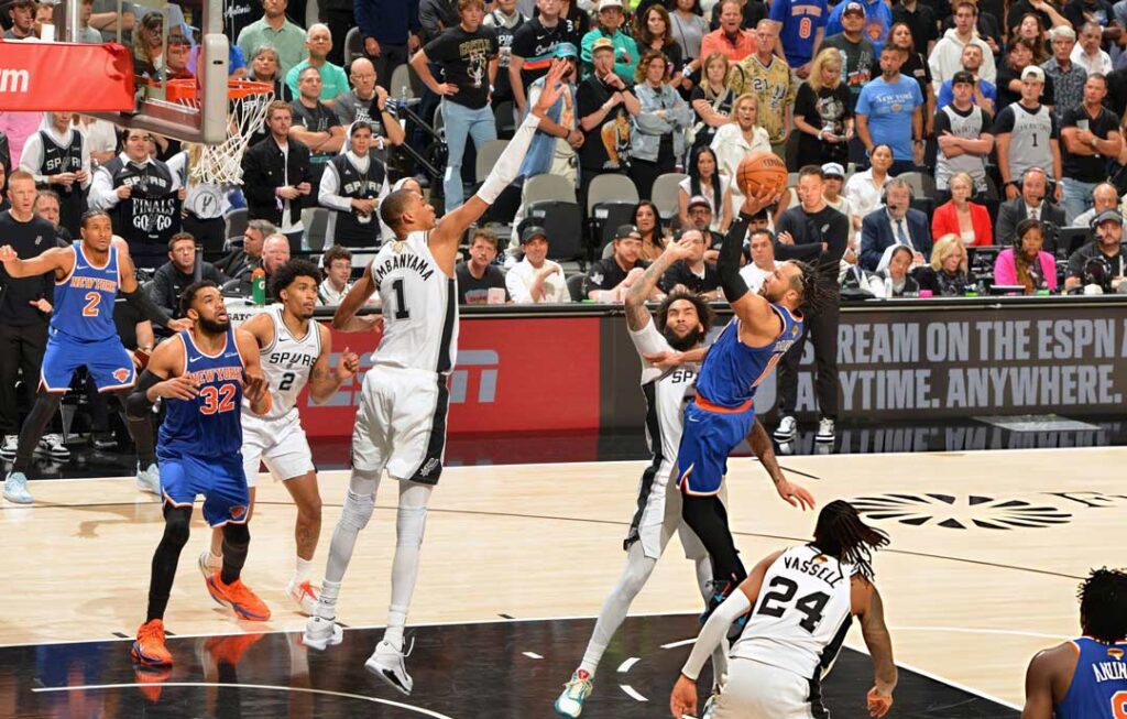 NBA | „ნიუ იორკმა“ „სან ანტონიოსთან“ სუპერფინალური სერიის მეორე მატჩიც მოიგო [ვიდეო] #1TVSPORT
