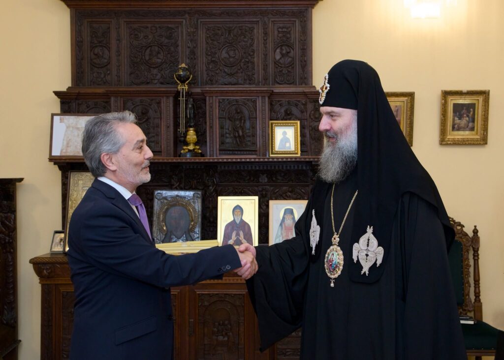 სრულიად საქართველოს კათოლიკოს-პატრიარქი შიო მესამე ისრაელის ელჩს შეხვდა