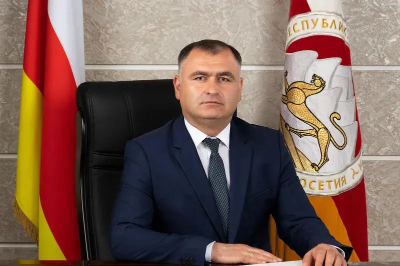 ალან გაგლოევი ოკუპირებული „სამხრეთ ოსეთის“ დე ფაქტო პრეზიდენტობიდან გადადგა, იგი რუსეთის პრეზიდენტის მრჩეველი გახდება