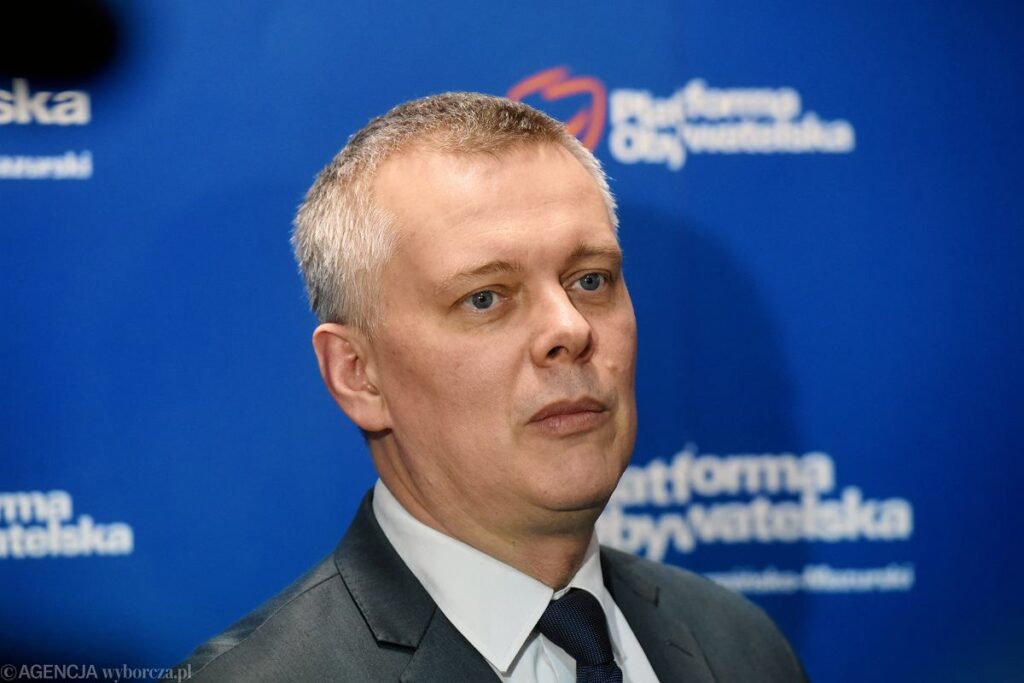 დაზვერვის საკითხებში პოლონეთის მინისტრ-კოორდინატორი – ვოლოდიმირ ზელენსკიმ სწორი გადაწყვეტილება მიიღო, რომ ქალაქ გდანსკში უკრაინის აღდგენის კონფერენციას არ დაესწრება