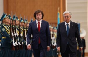 ყასიმ-ჟომართ თოყაევი – დღეს ხელს მოვაწერთ ერთობლივ განცხადებას, რომელიც საქართველოსთან ურთიერთობებს სტრატეგიული პარტნიორობის დონეზე აიყვანს
