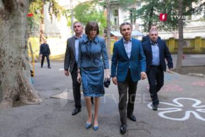 ეკატერინა ივანიშვილი ეკა კუპატაძეს წერილით მიმართავს – მთელი გულით თანაგიგრძნობთ და ვიზიარებ თქვენს უმძიმეს ტრაგედიას, დარწმუნებული ვარ, შესაბამისი სახელმწიფო უწყებები საქმეს სრულყოფილად გამოიძიებენ